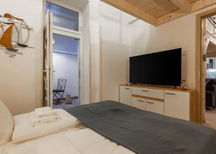 Goldcentral Danube-private Terrace-convenient Location Budapest