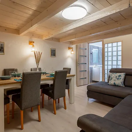 Apartament Goldcentral Danube-private Terrace-convenient Location *