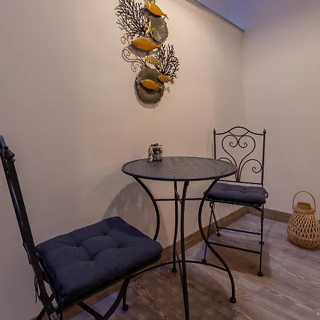 Goldcentral Danube-private Terrace-convenient Location