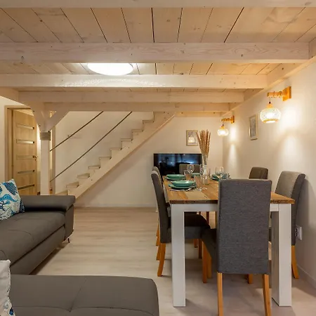 Διαμέρισμα Goldcentral Danube-private Terrace-convenient Location *